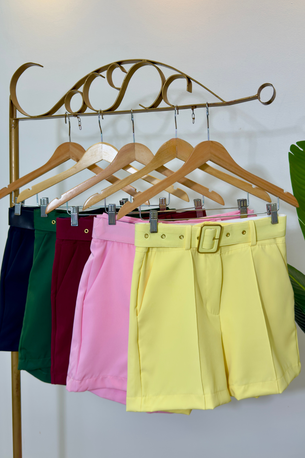 SHORT FEMININO COM CINTO CHIC LET REF. 10SHO04